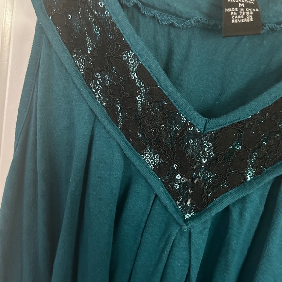 Cable and Gage Tank Top Medium - Picture 2 of 8